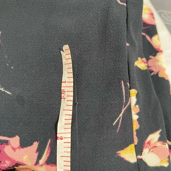 STUDIO B By BoBeau Navy Floral Sleeveless Jumper With Belt Size Medium - Picture 10 of 10